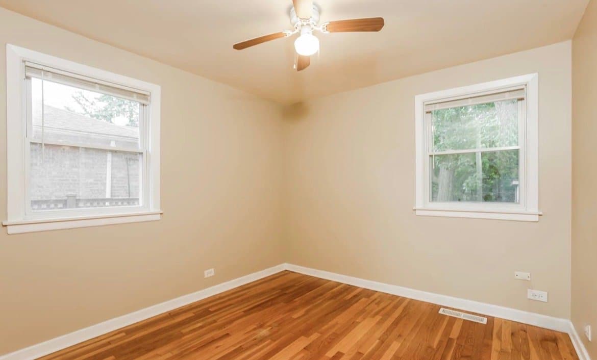 Evanston House: 1608 Mulford St