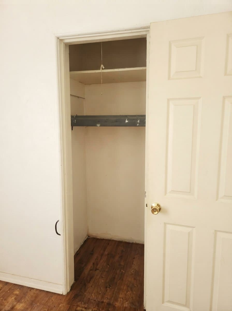El Paso Multiplex: 558 Schwabe St