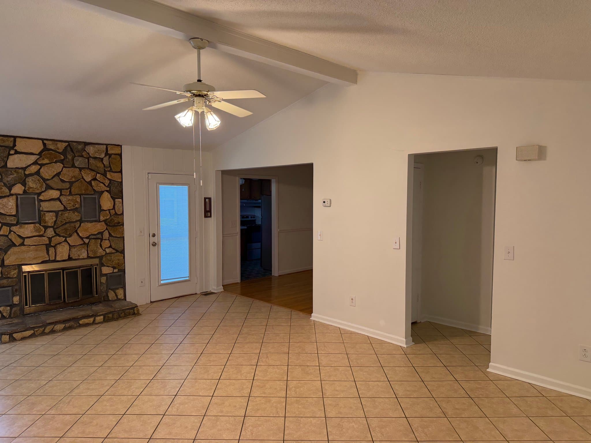Charlotte House: 7814 Hickory Hollow Lane