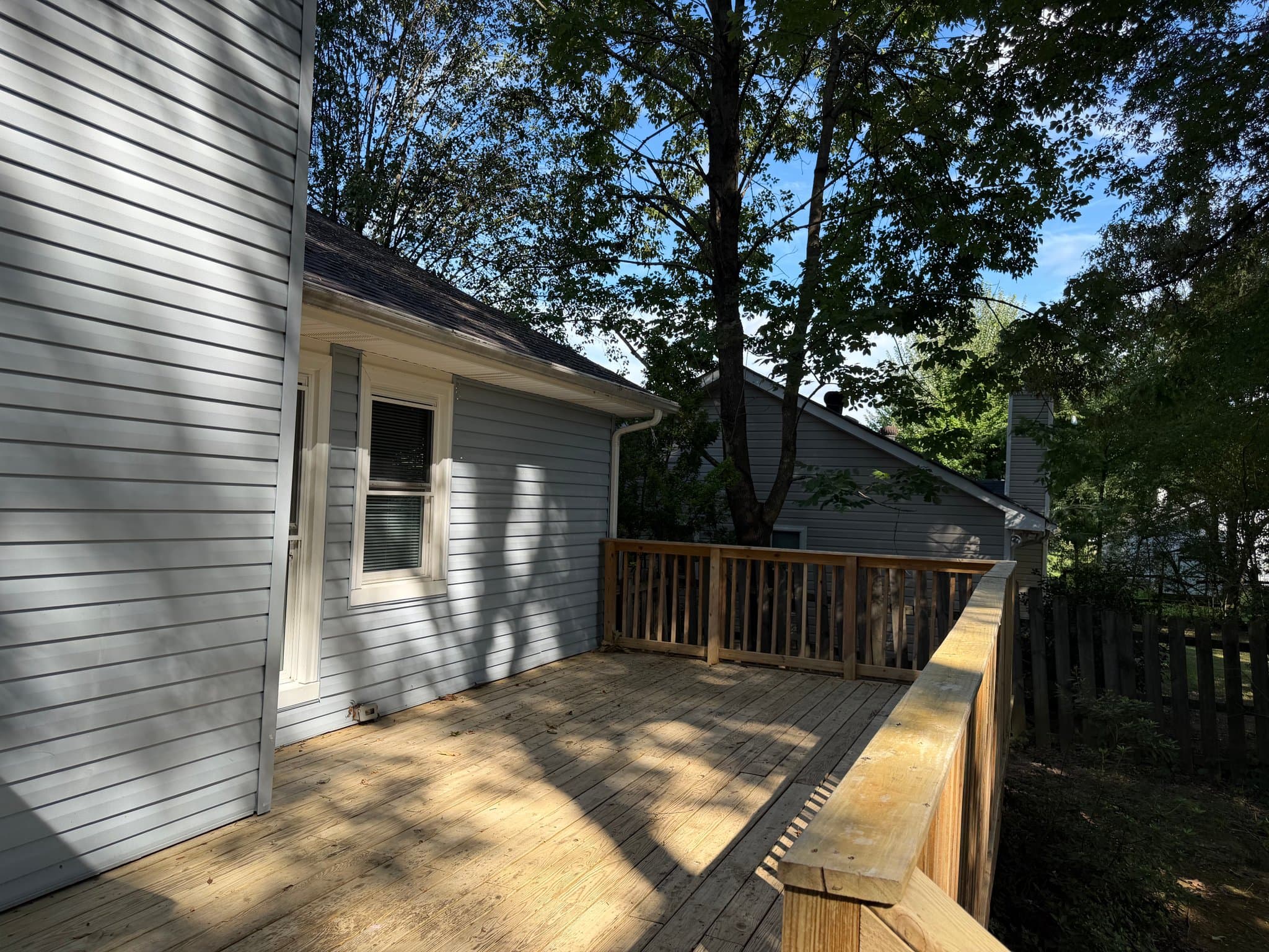 Charlotte House: 7814 Hickory Hollow Lane