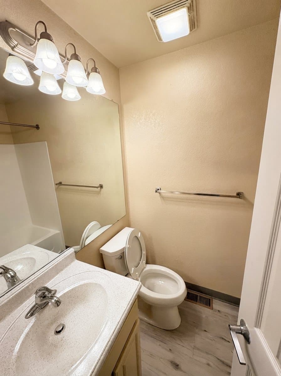 Boulder Townhome: 630 Walden Cir