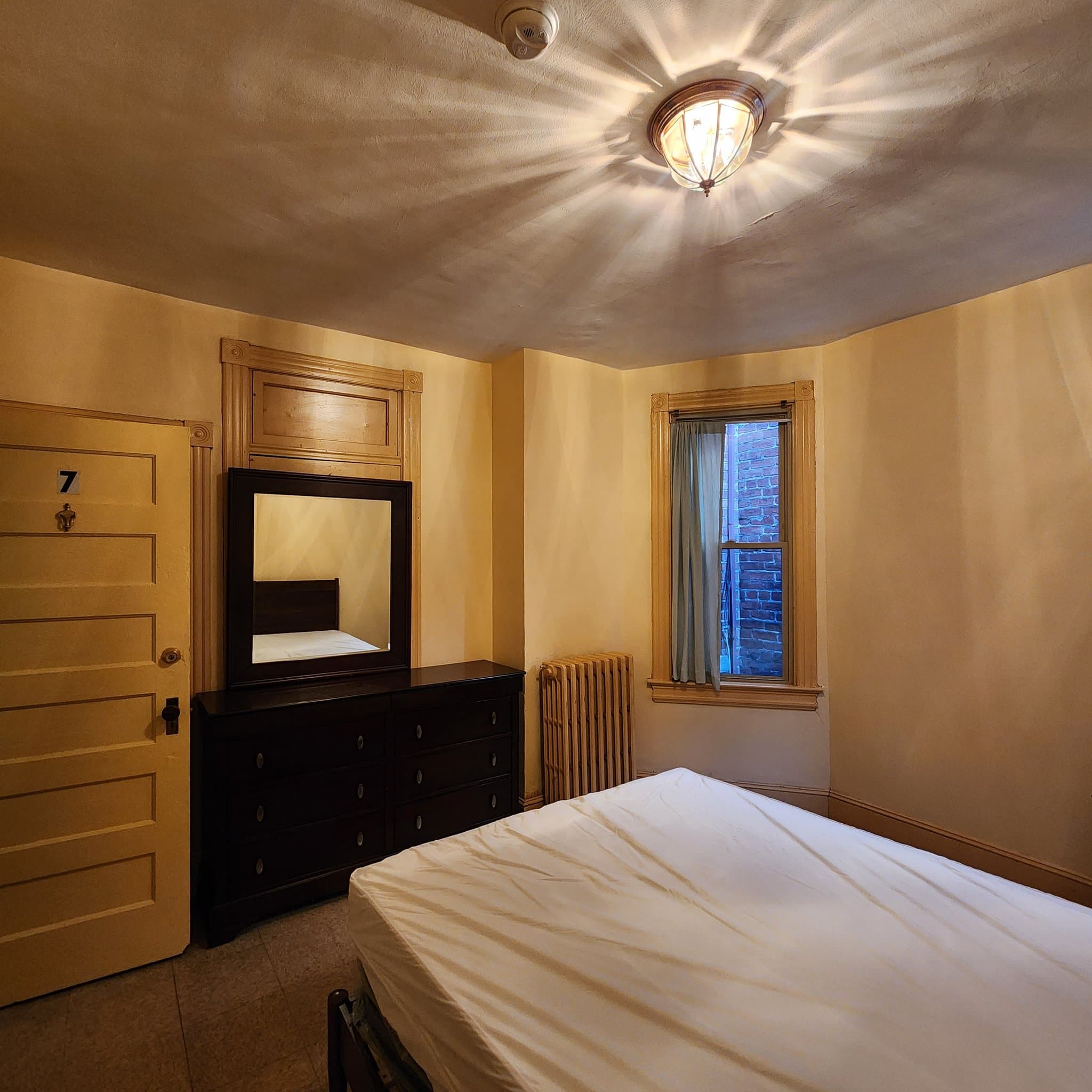 Washington Single Room: 1737 North Capitol St NE