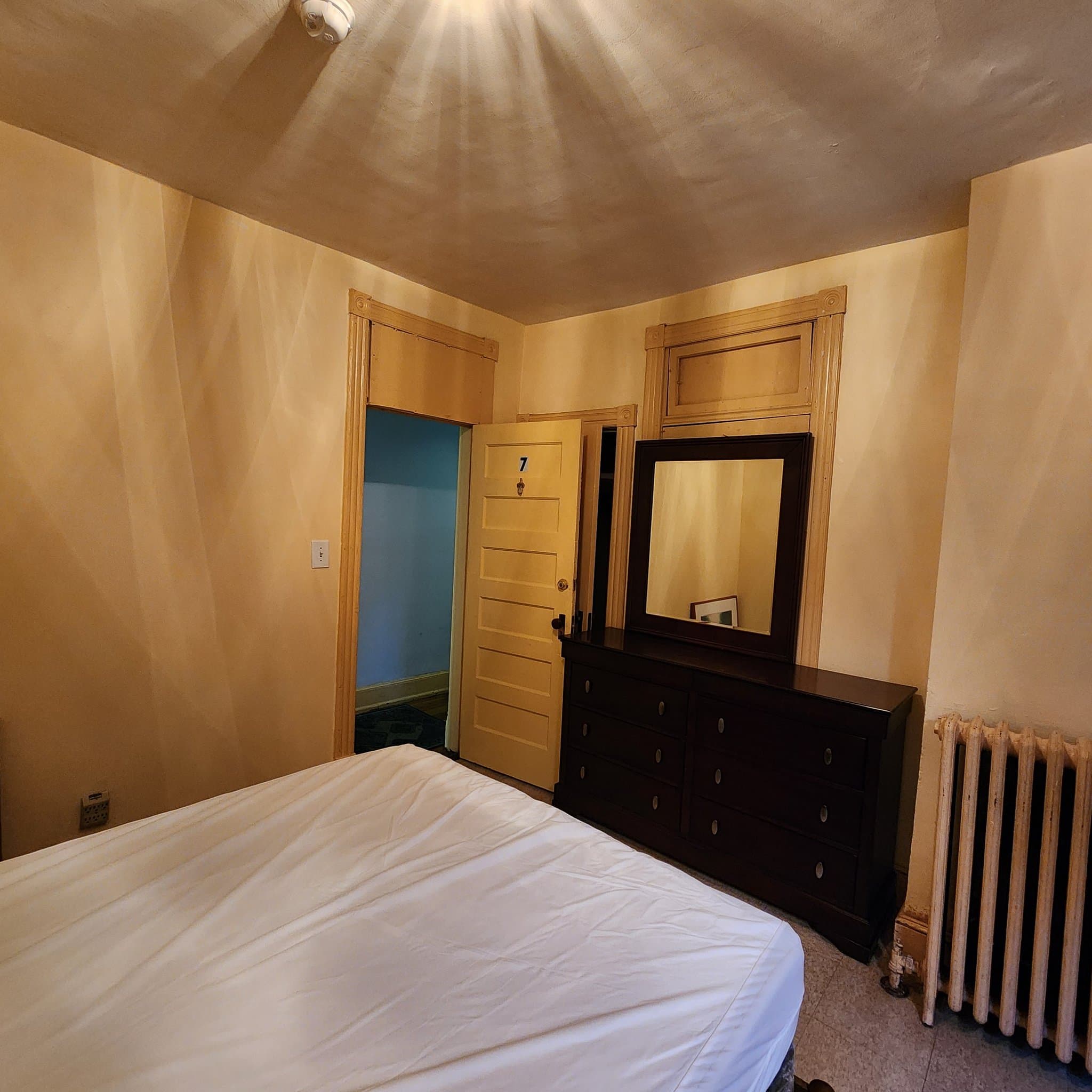 Washington Single Room: 1737 North Capitol St NE