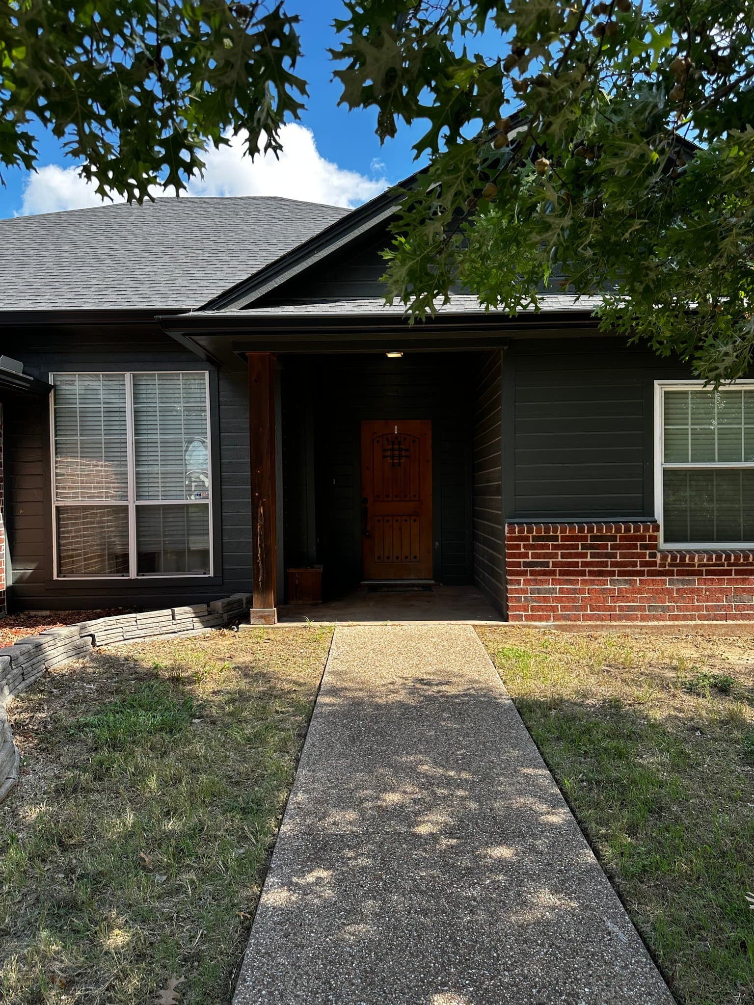 Waco House: 10613 Rayburn Way