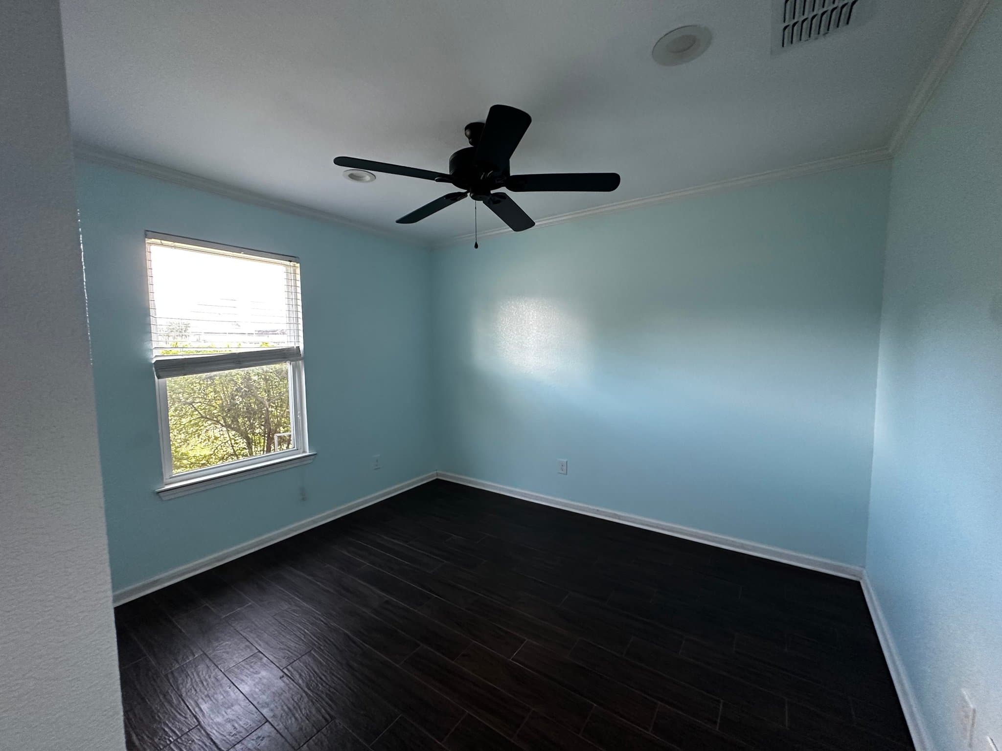 Waco House: 10613 Rayburn Way