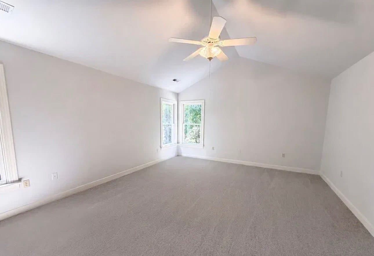 Midlothian House: 5861 fox briar way