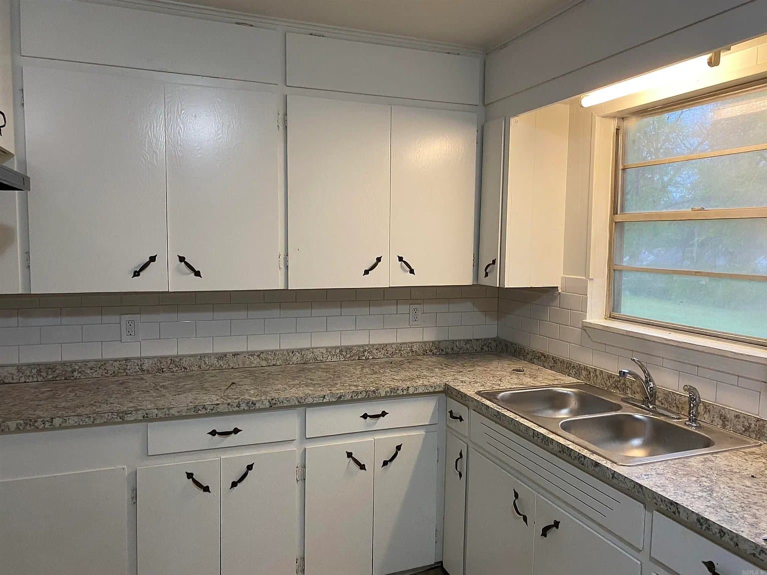North Little Rock House: 1510 W 38th St