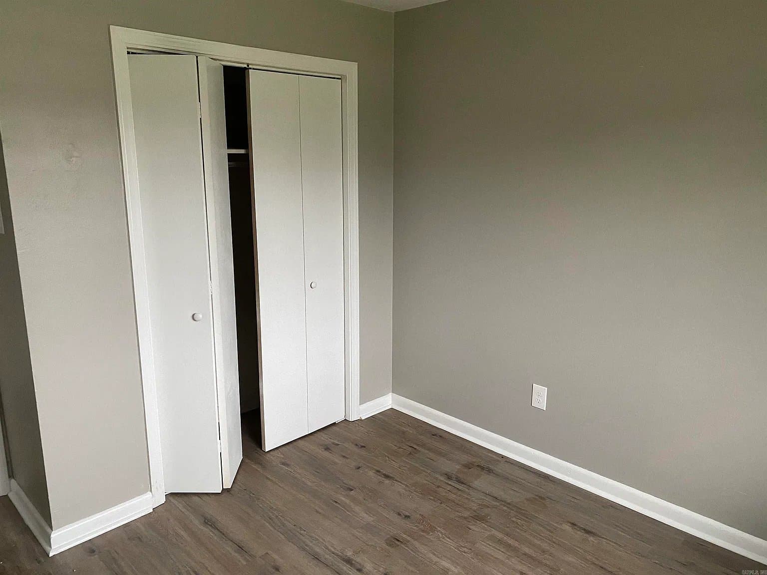 North Little Rock House: 1510 W 38th St