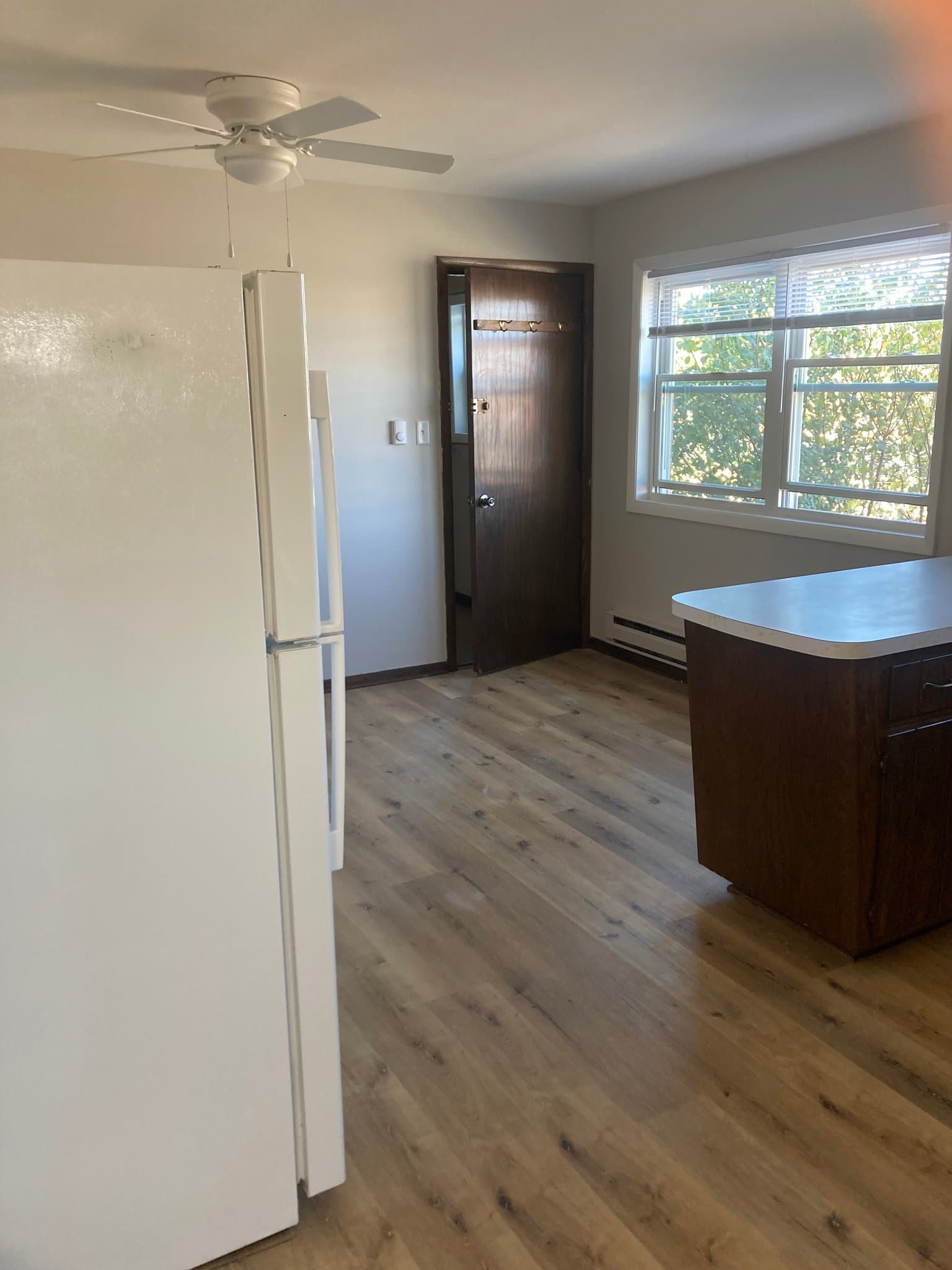 Chicago Apartment: 6216 W 65th St