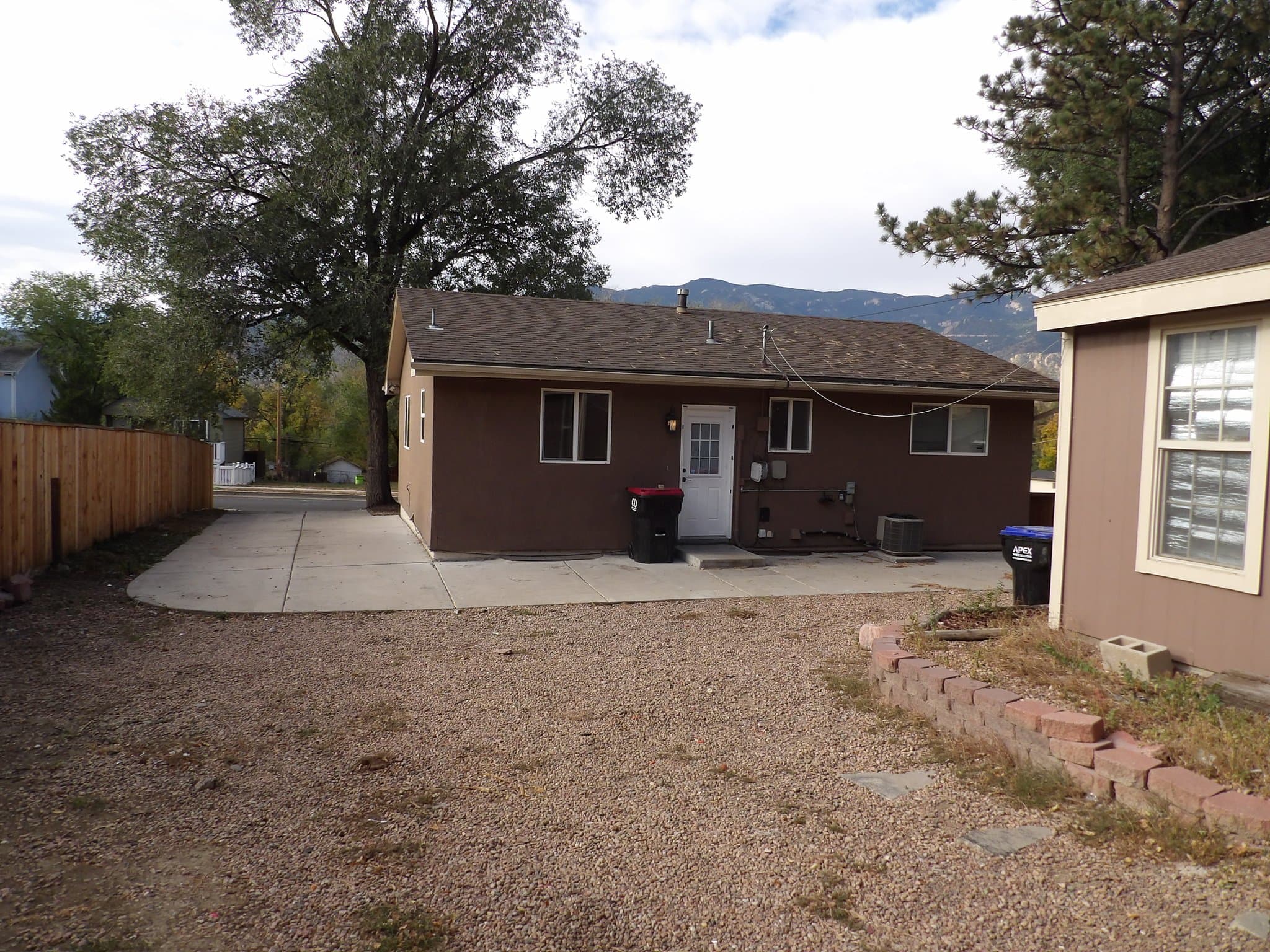 Colorado Springs House: 2226 W Uintah St