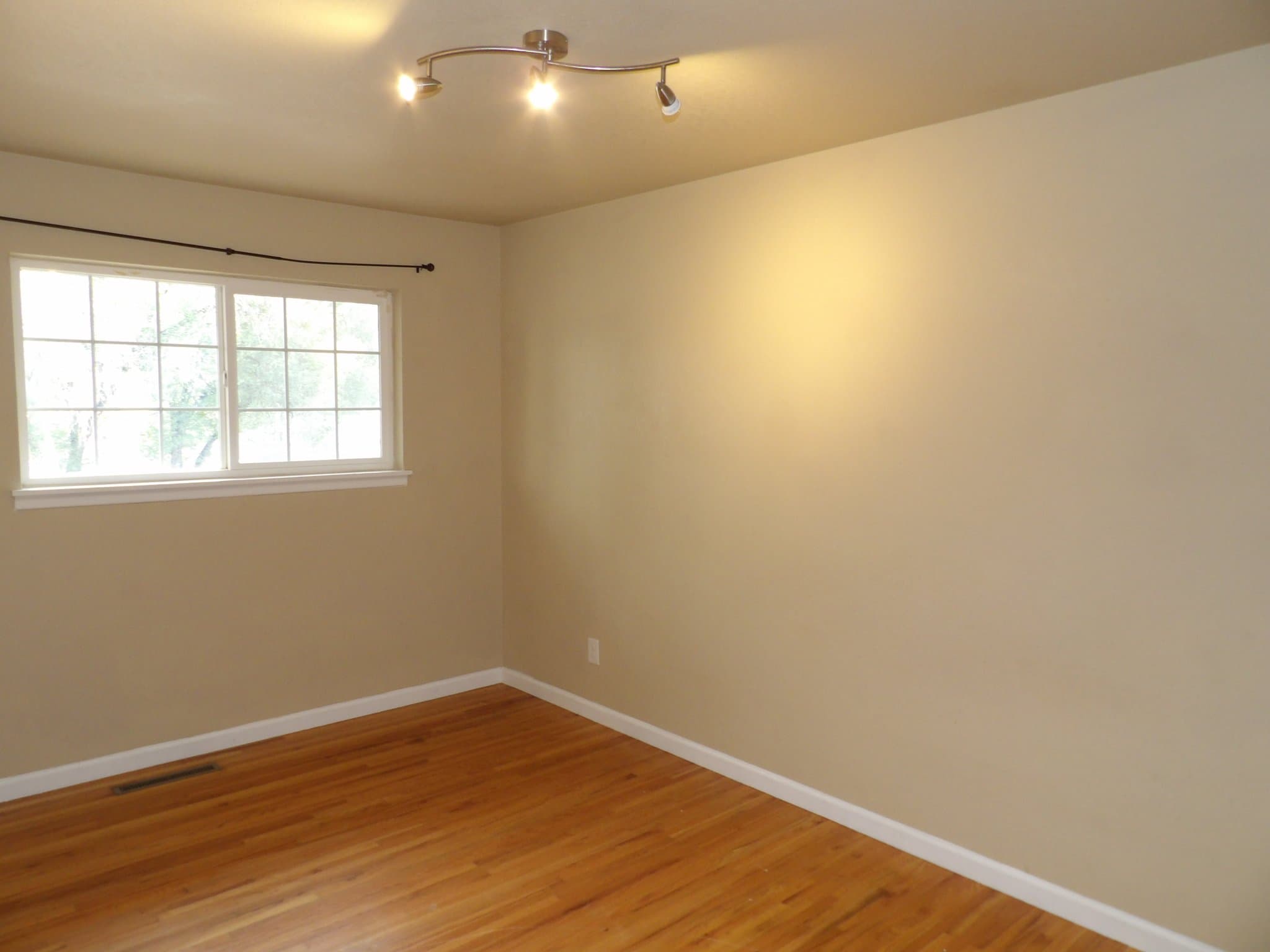 Colorado Springs House: 2226 W Uintah St
