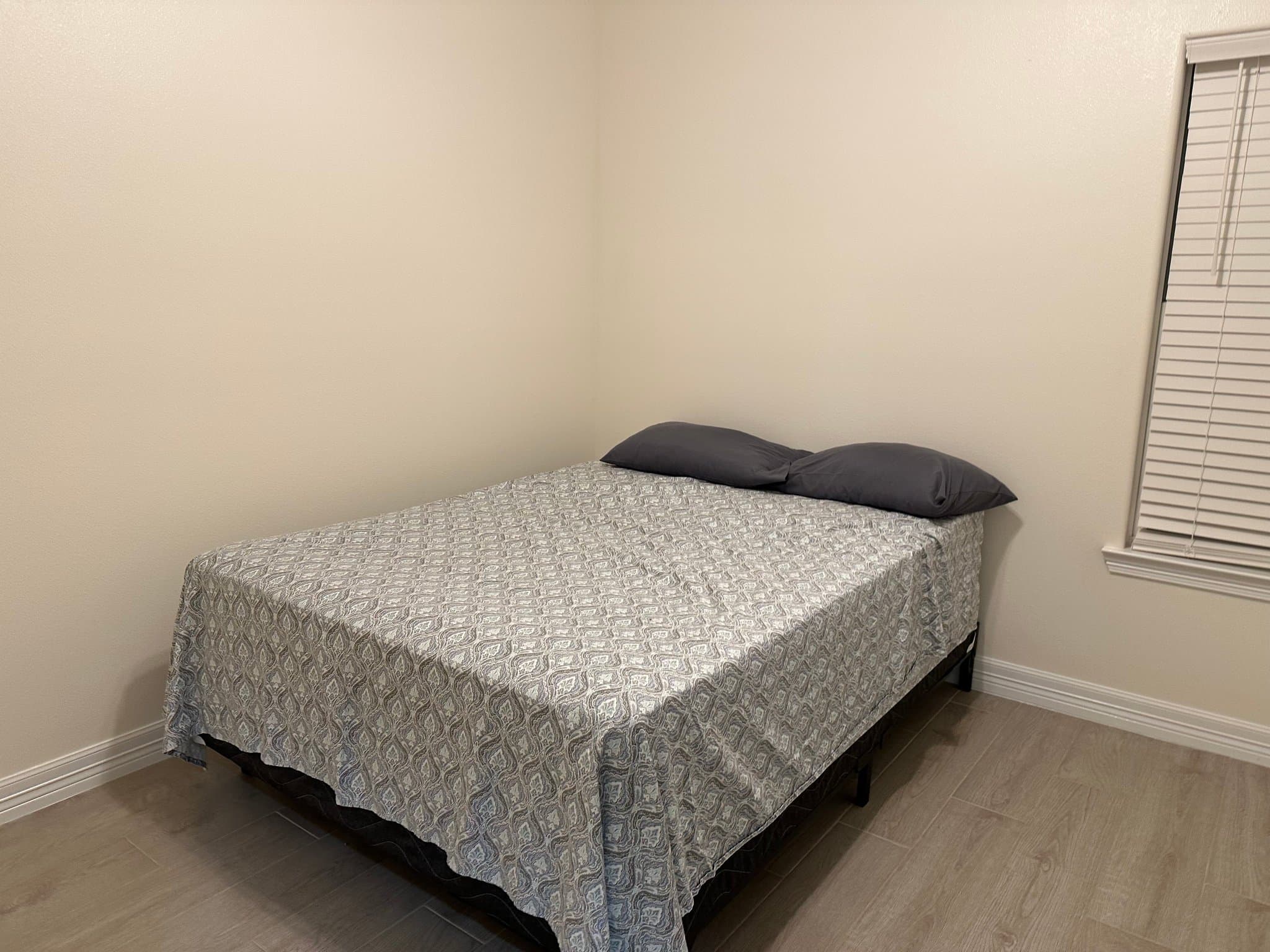 Harlingen House: 2422 Treasure Haven Dr, Harlingen Texas 78550
