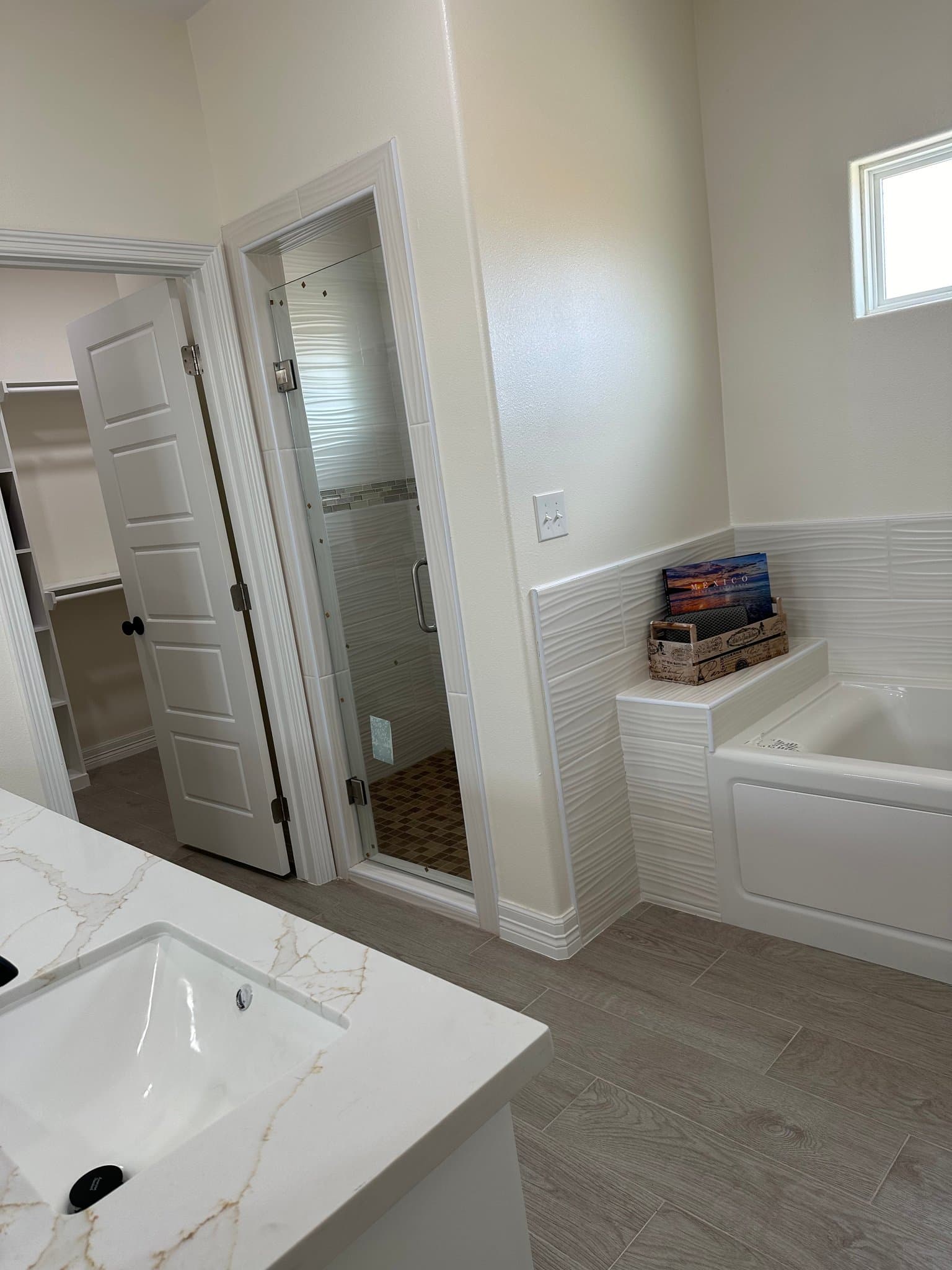 Harlingen House: 2422 Treasure Haven Dr, Harlingen Texas 78550