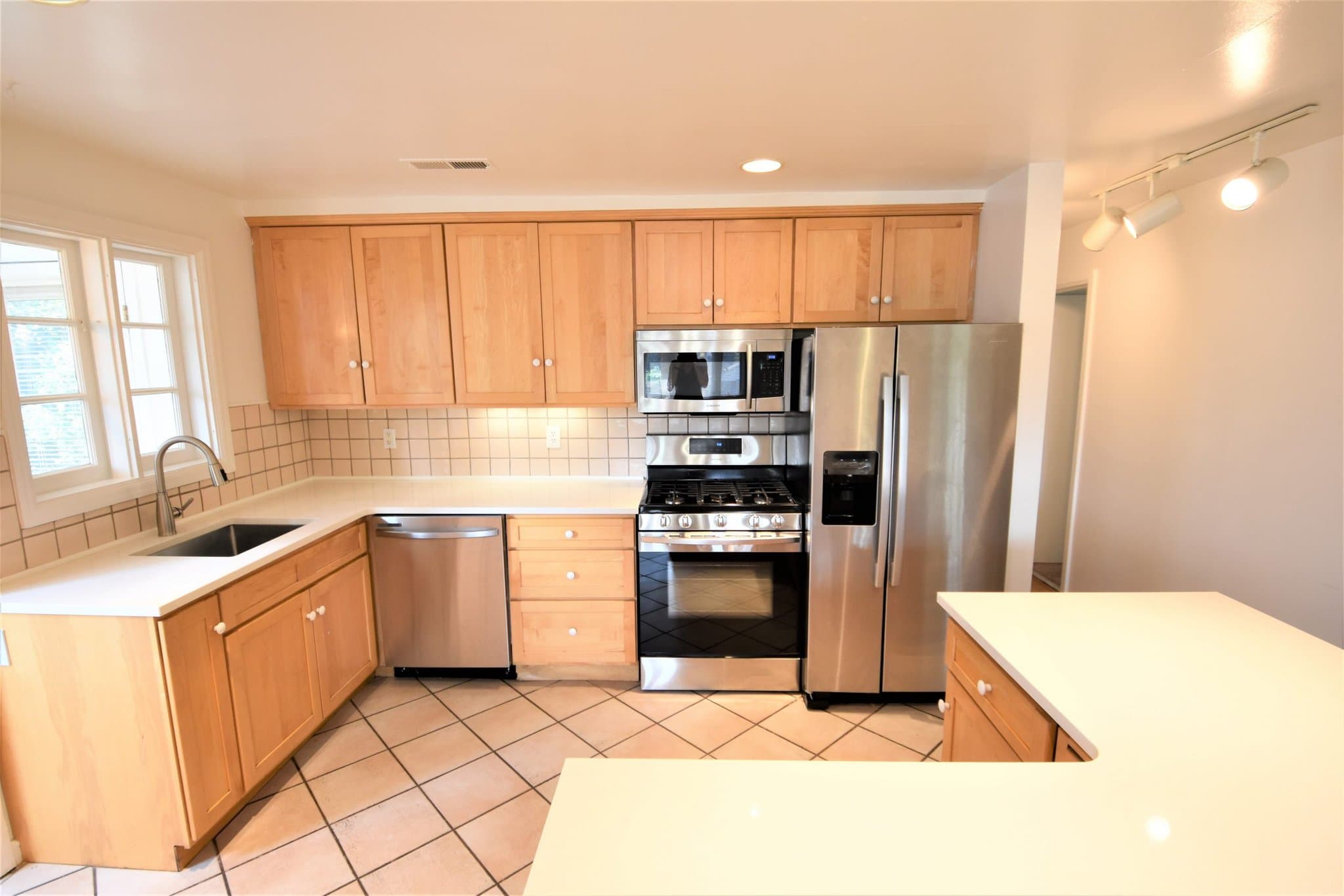 Boulder House: 709 18th