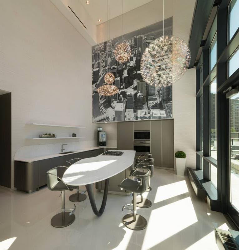 Chicago Condo: 179 North Wabash Avenue