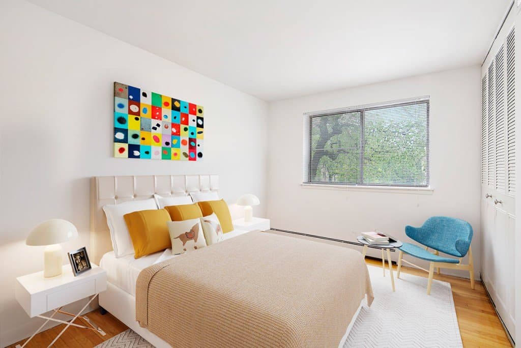 Chicago Condo: 501 West Wellington Avenue