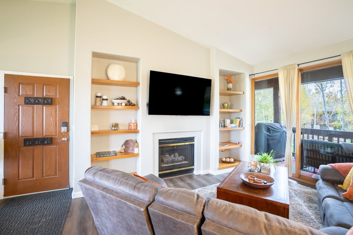 Park City Condo: 1600 Pinebrook Blvd