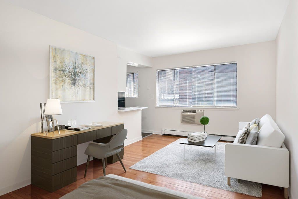Chicago Condo: 460 West Aldine Avenue