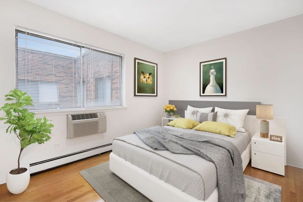 Chicago Condo: 460 West Aldine Avenue
