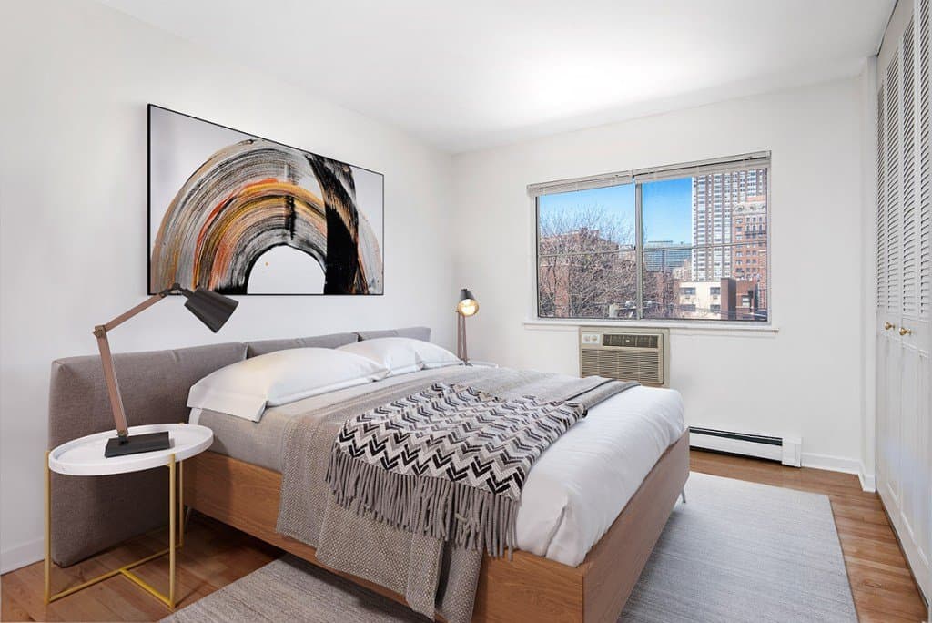 Chicago Condo: 460 West Aldine Avenue
