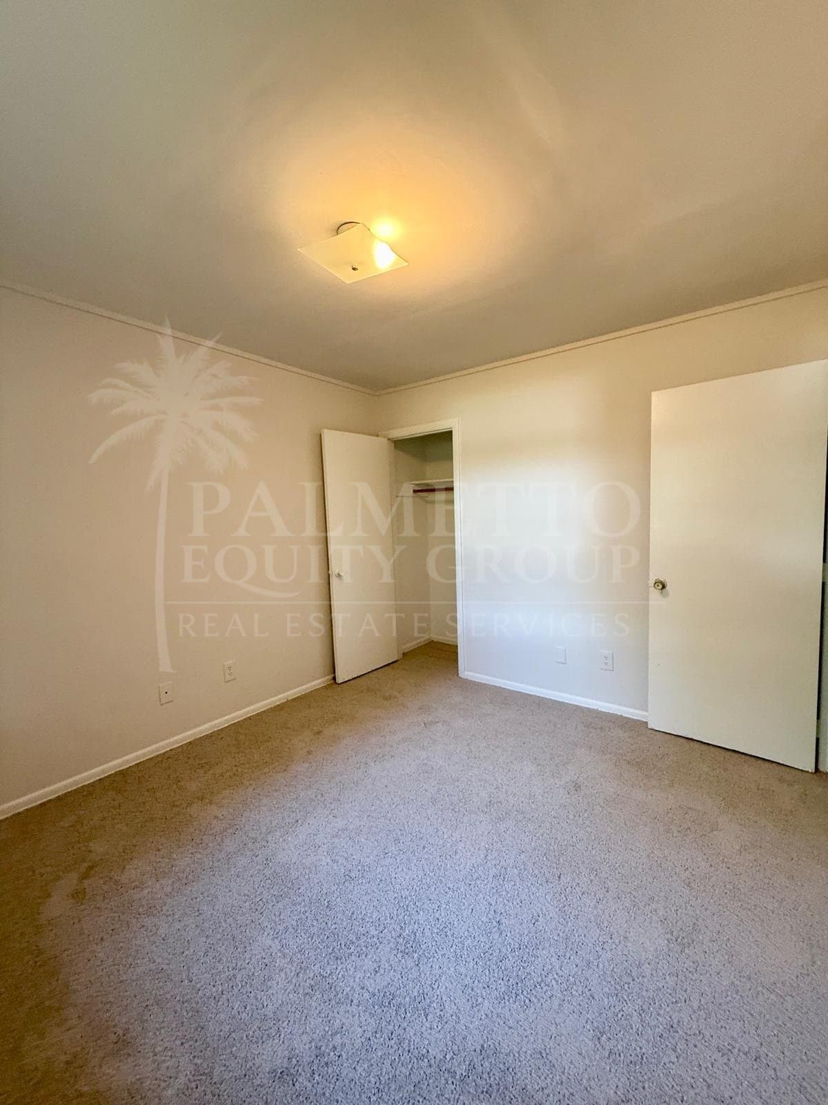 Greensboro House: 1304 Cartwright Dr