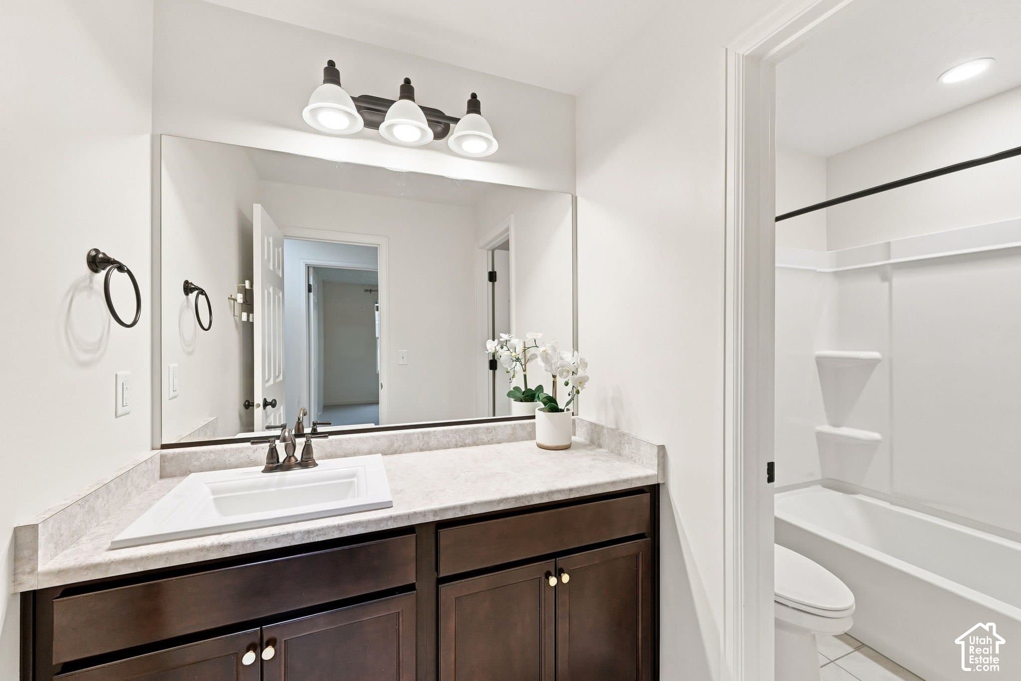 Saratoga Springs House: 2282 N Elderberry Dr