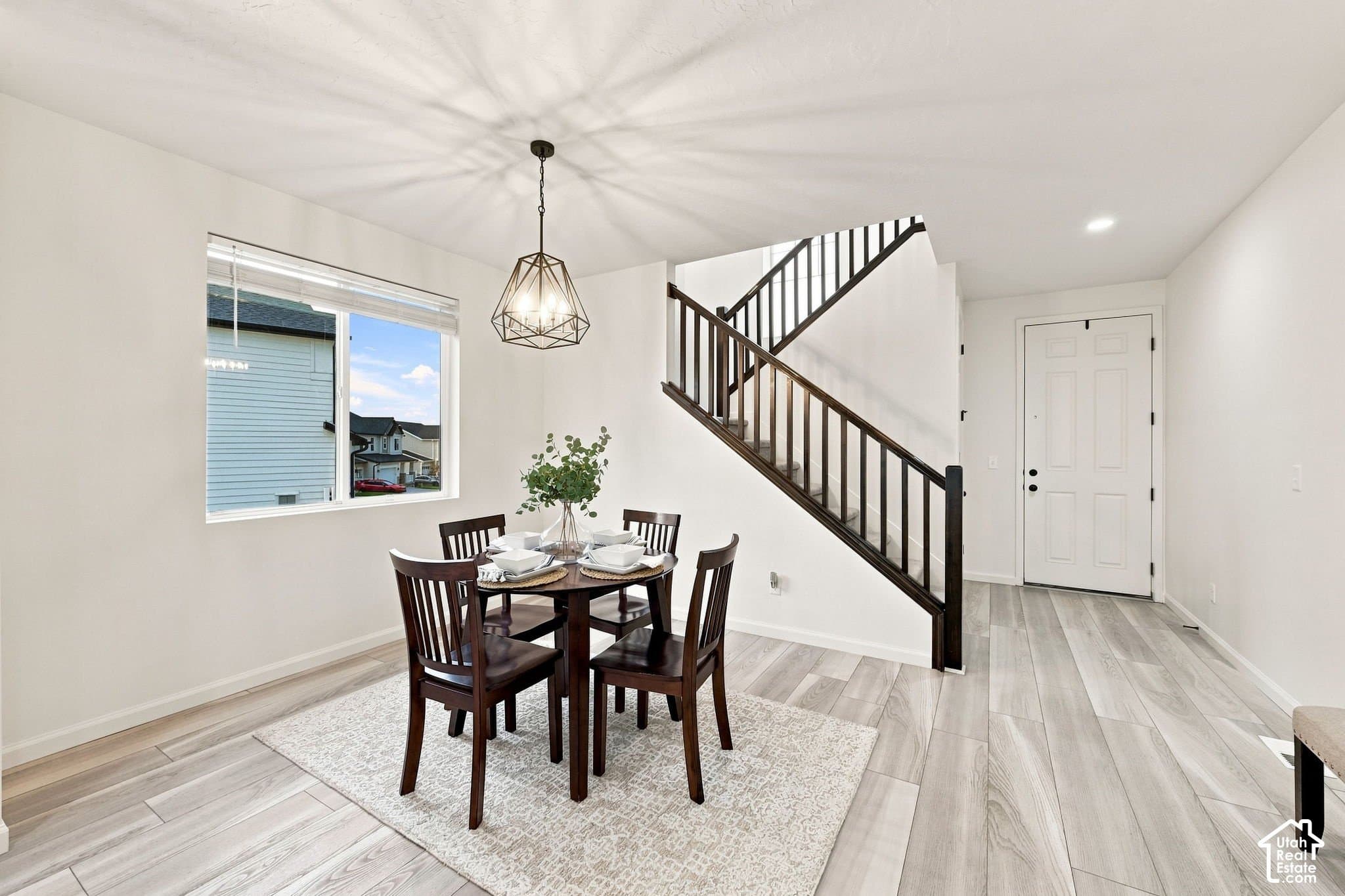 Saratoga Springs House: 2282 N Elderberry Dr