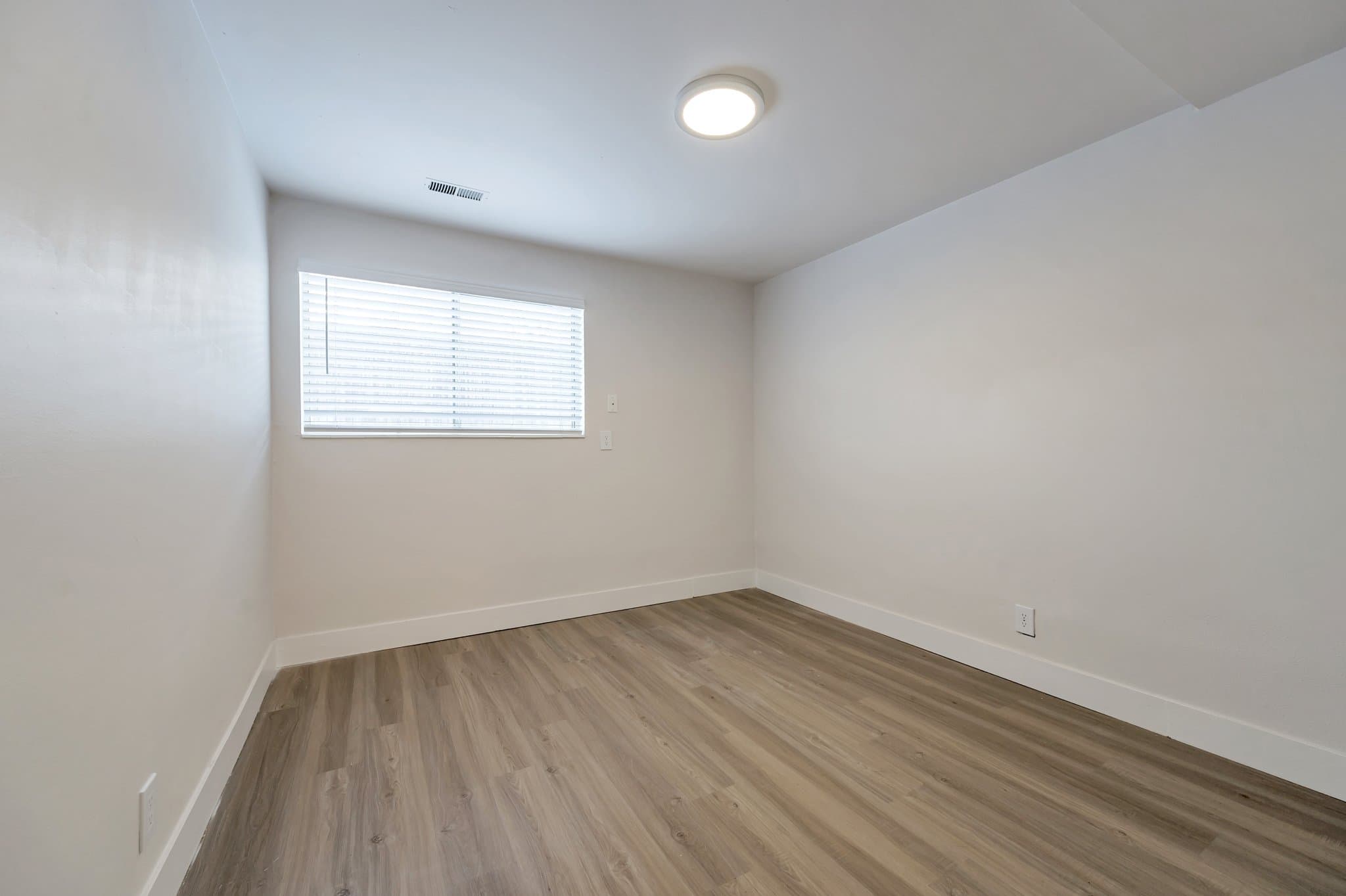 Salt Lake City Apartment: 2457 S 300 E