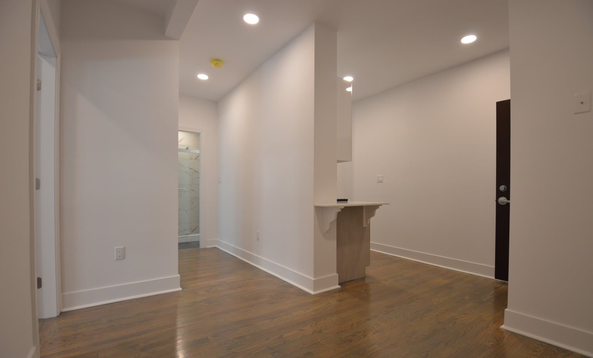 Boston Apartment: 11 Peterborough St.