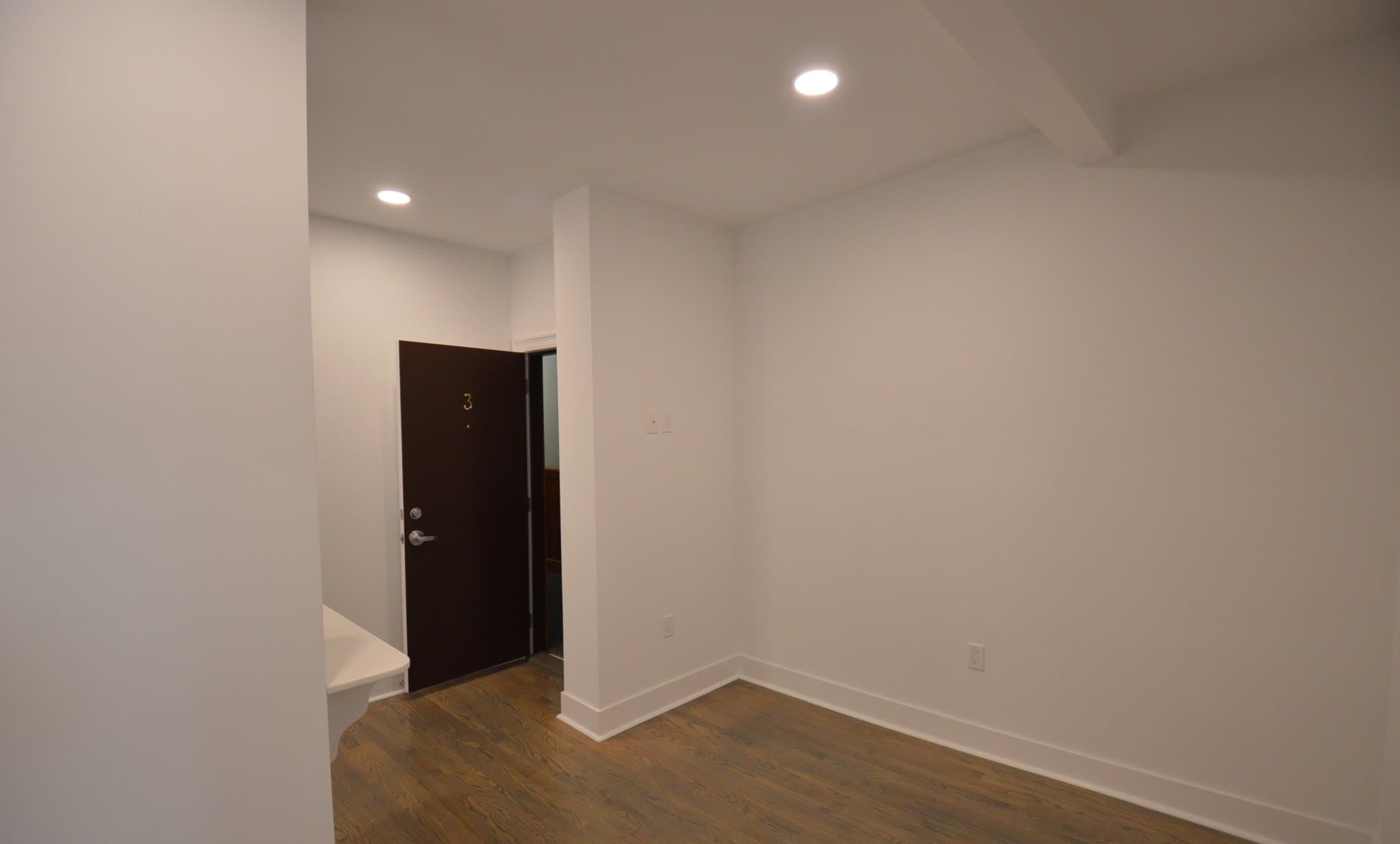 Boston Apartment: 11 Peterborough St.