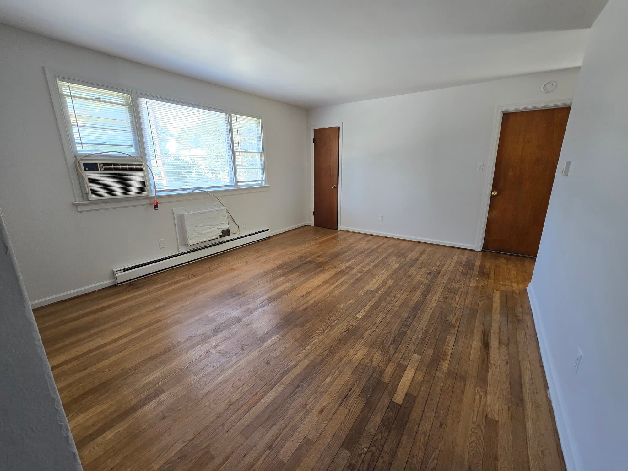 Richmond Condo: 3215 Meadowbridge Rd