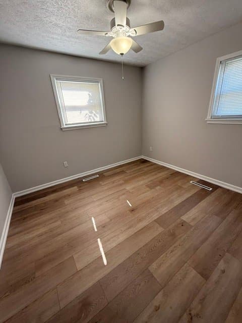 Columbus House: 1009 Minerva Ave