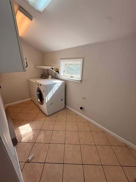Columbus House: 1009 Minerva Ave
