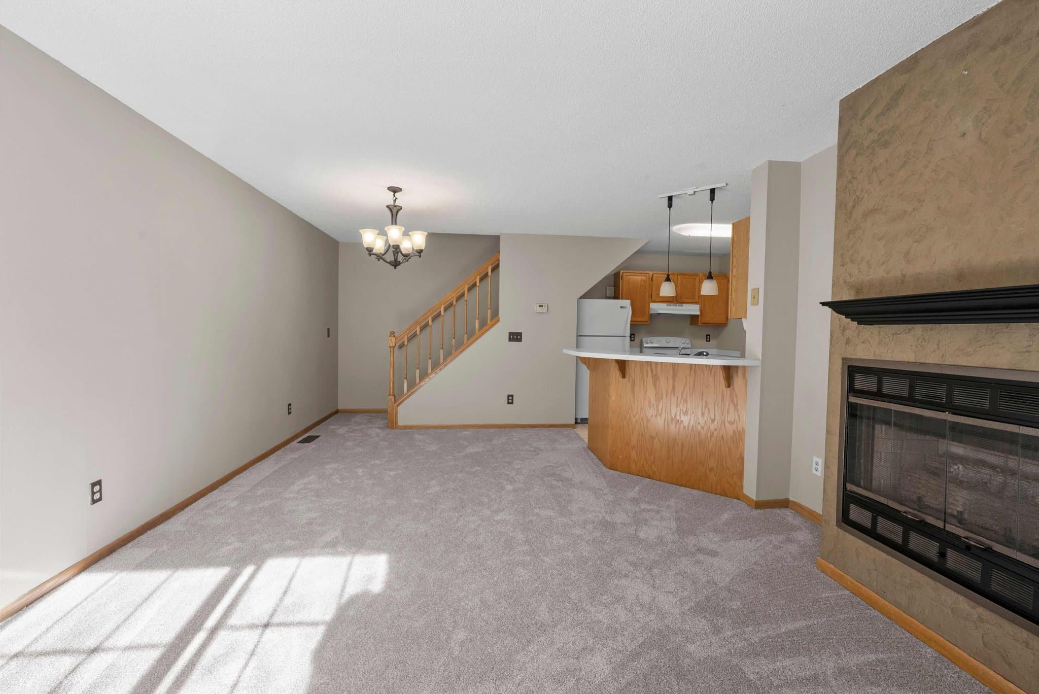 Eagan Townhome: 4106 Durham Ct