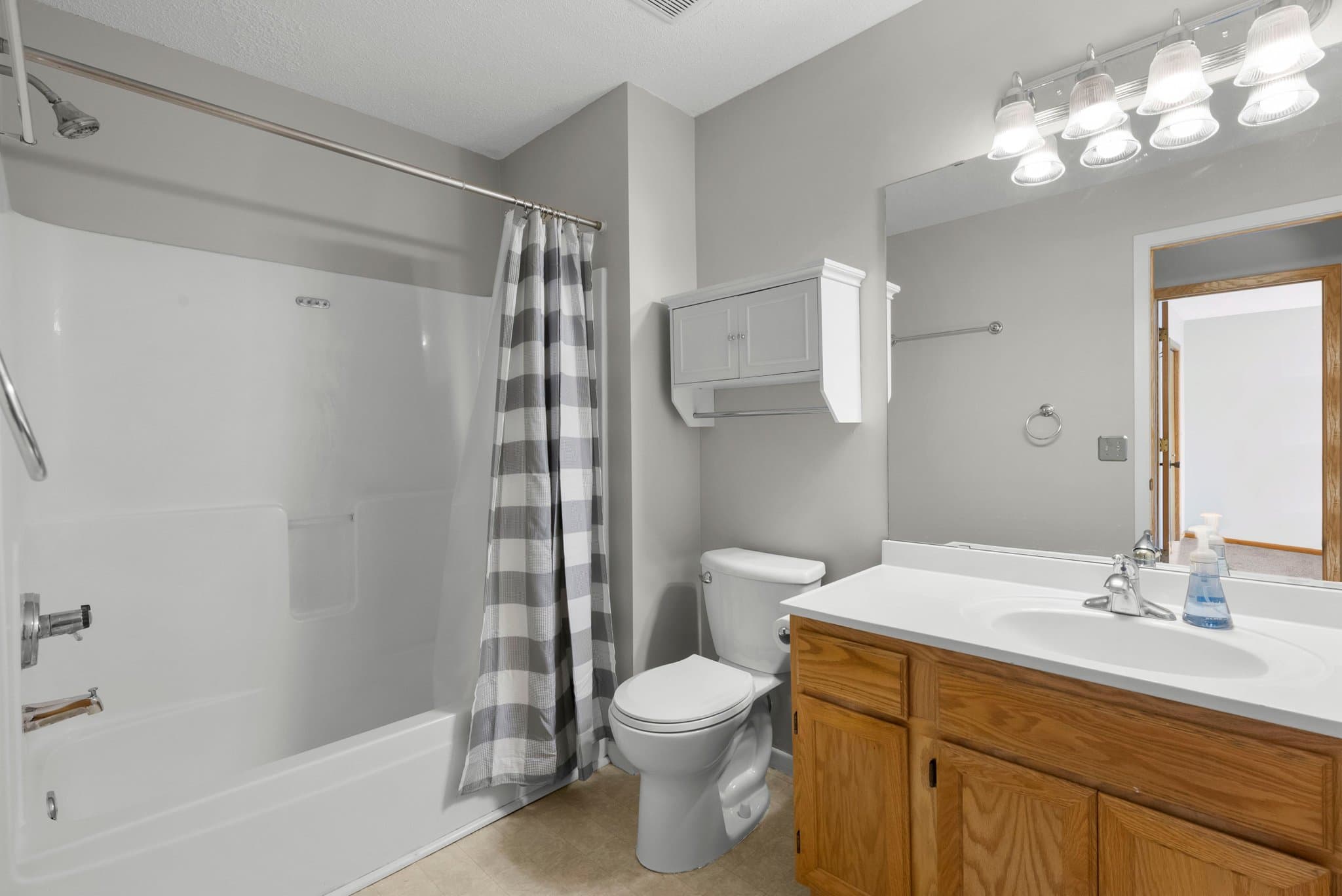 Eagan Townhome: 4106 Durham Ct