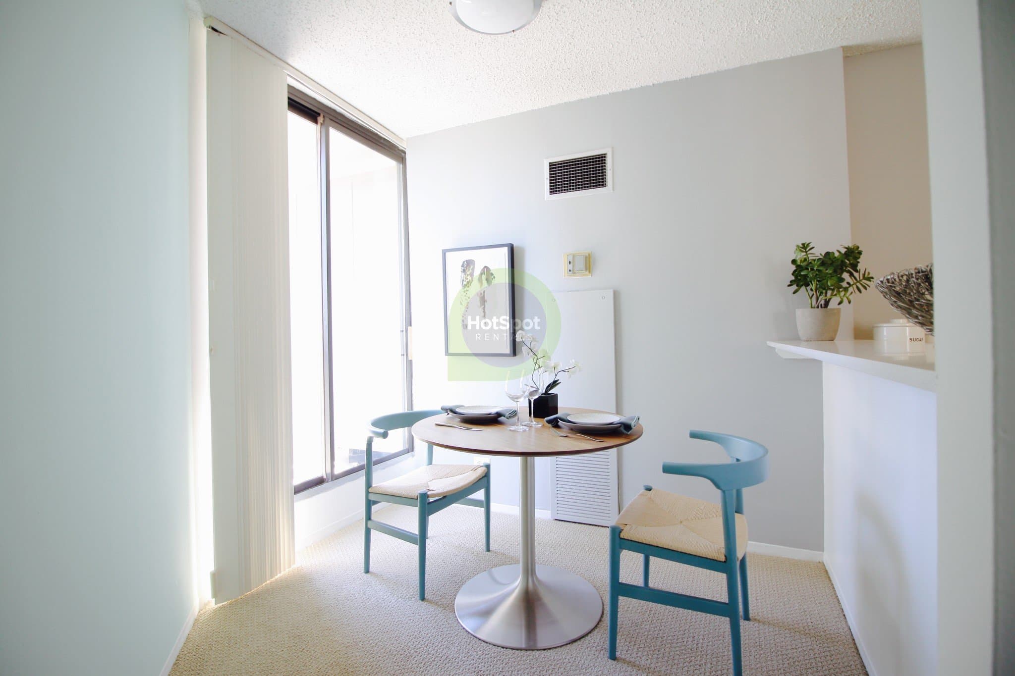 Chicago Condo: 35 West Chicago Avenue