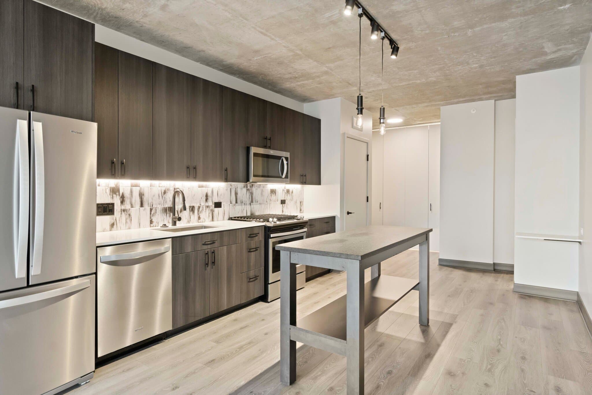 Chicago Condo: 1331 West Lake Street