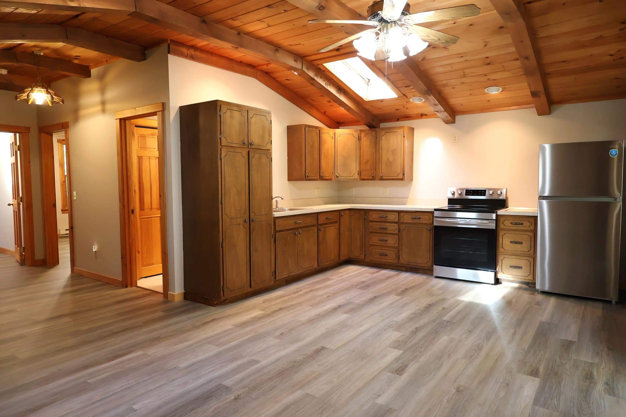 Lebanon House: 982 Mine Rd