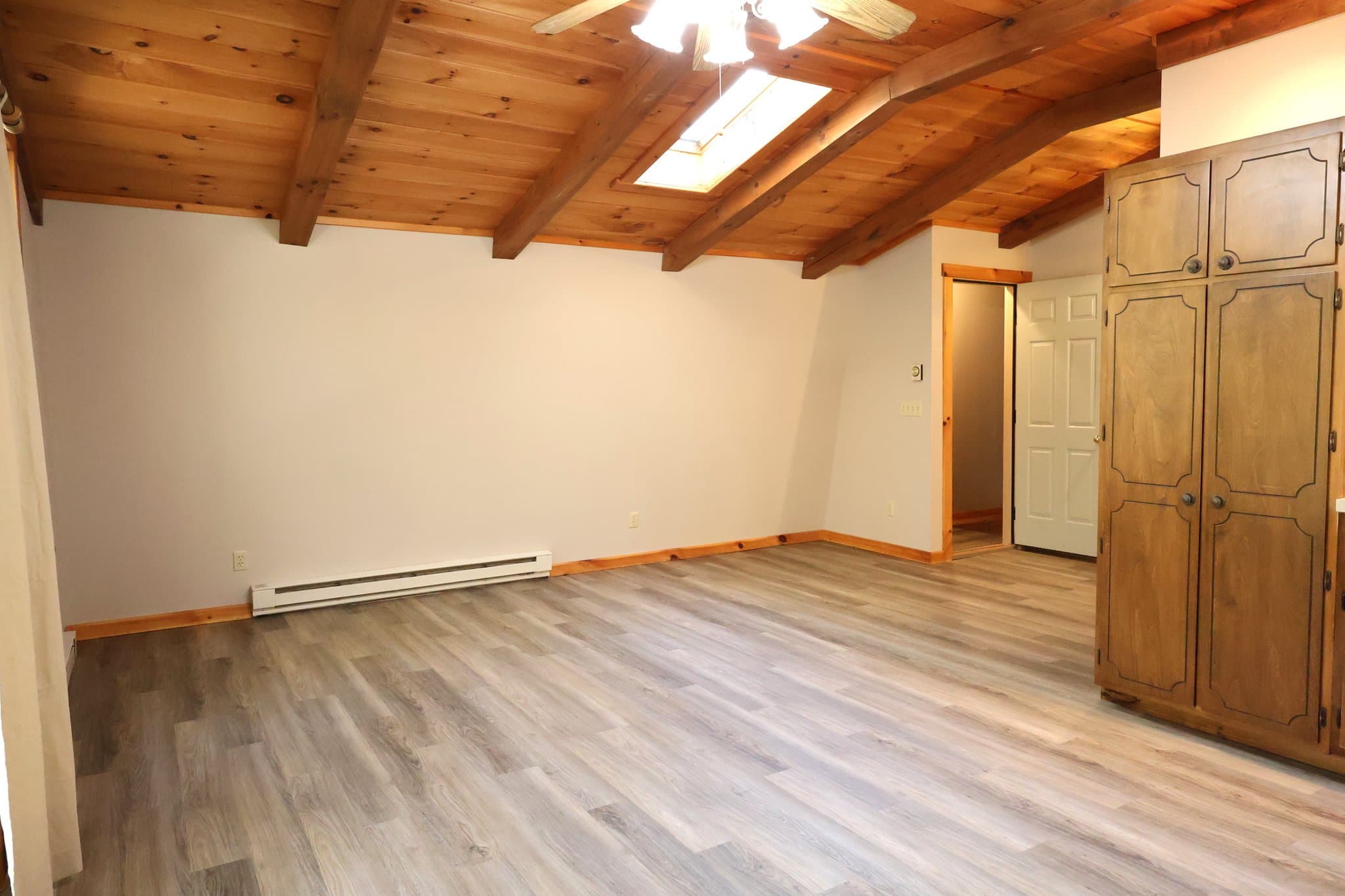 Lebanon House: 982 Mine Rd
