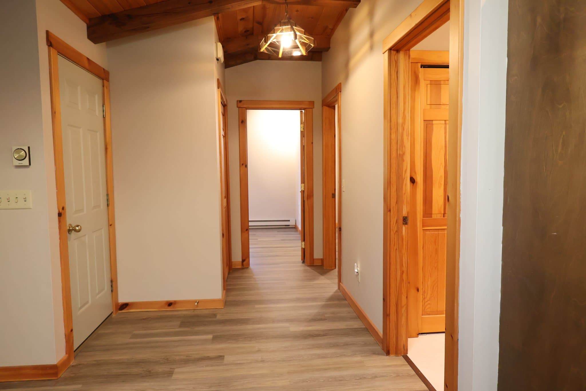 Lebanon House: 982 Mine Rd