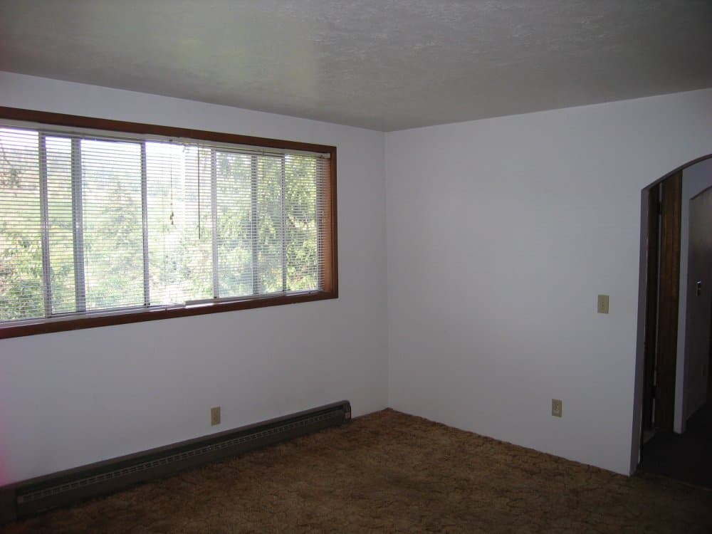Hood River House: 4772 Portland Dr