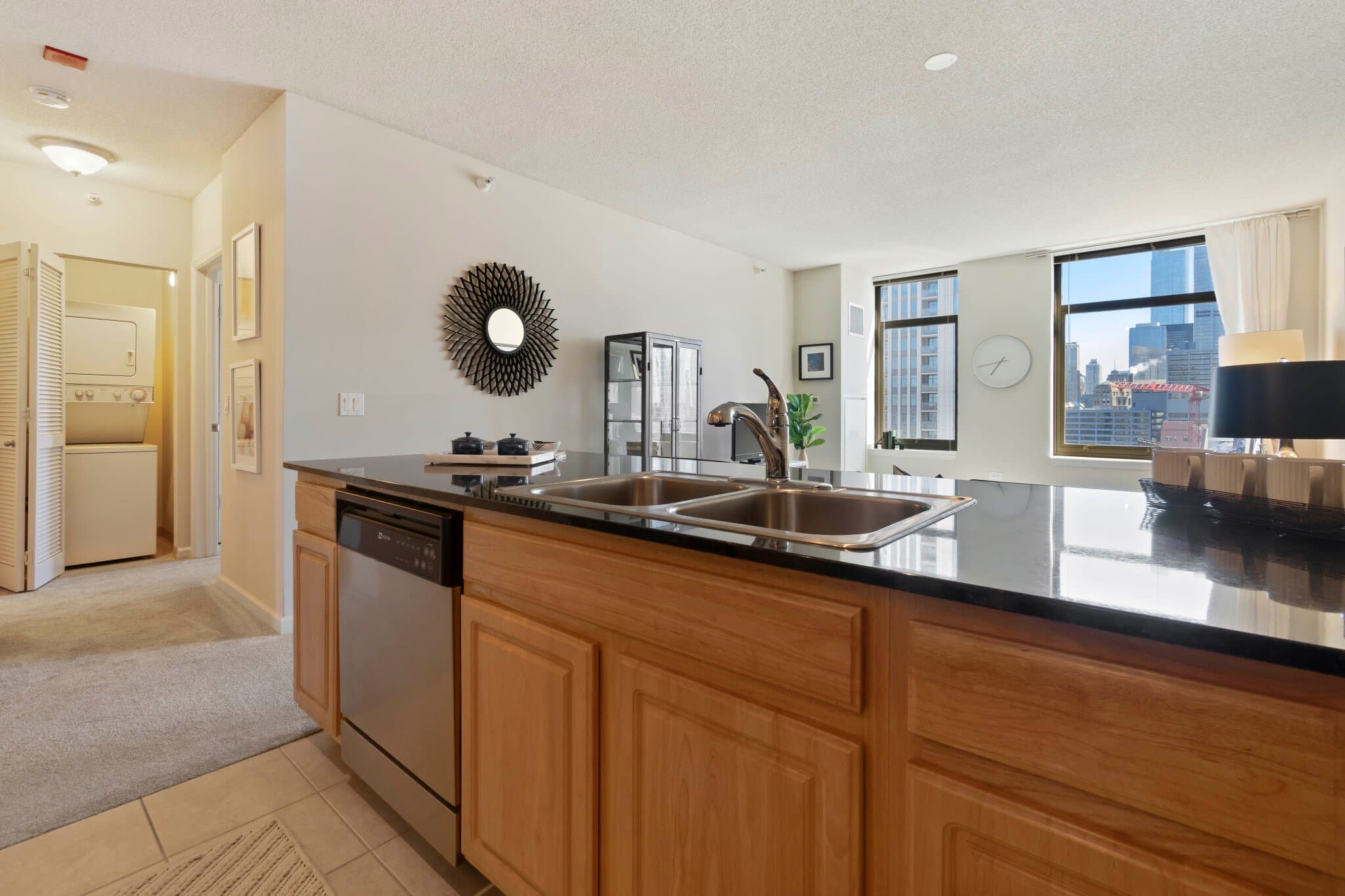 Chicago Condo: 413 North Milwaukee Avenue
