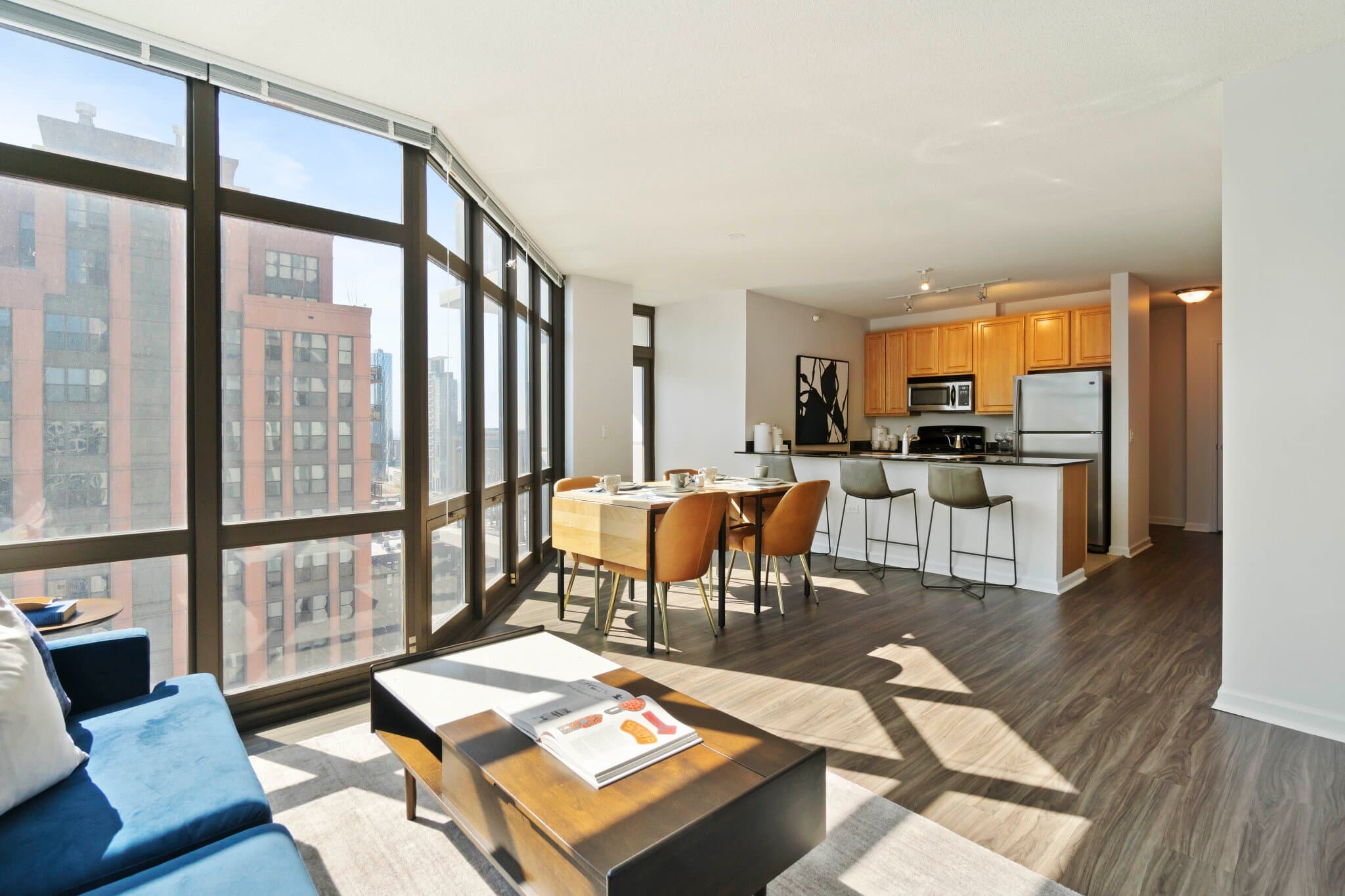 Chicago Condo: 413 North Milwaukee Avenue