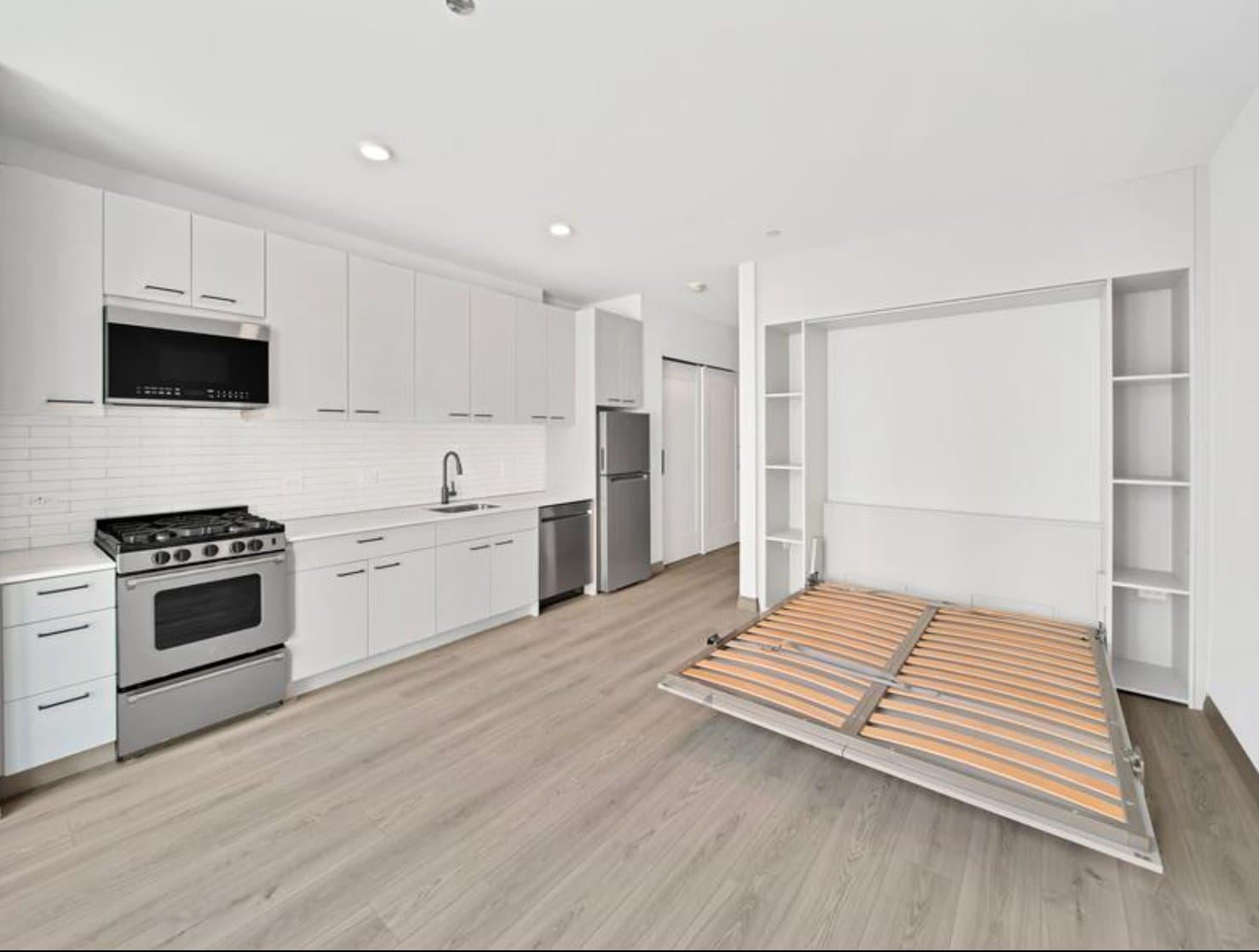 Chicago Condo: 2127 North Elston Avenue
