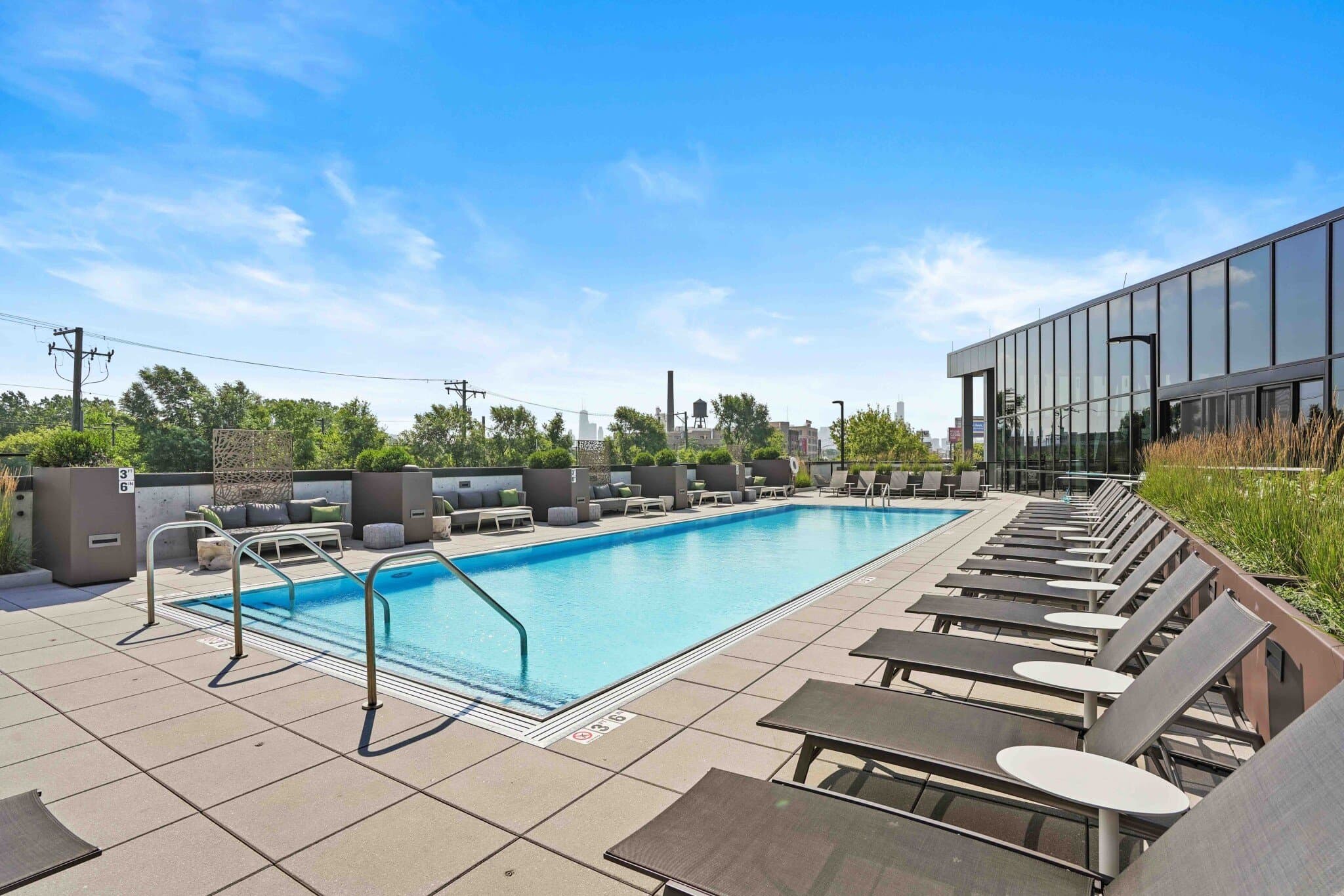 Chicago Condo: 2127 North Elston Avenue