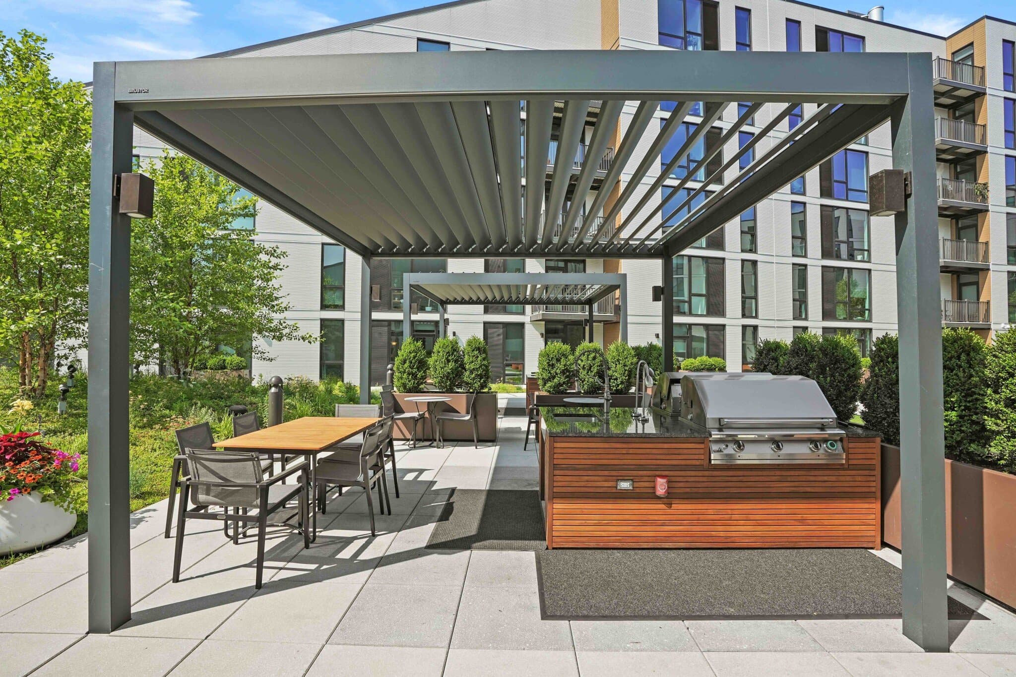 Chicago Condo: 2127 North Elston Avenue