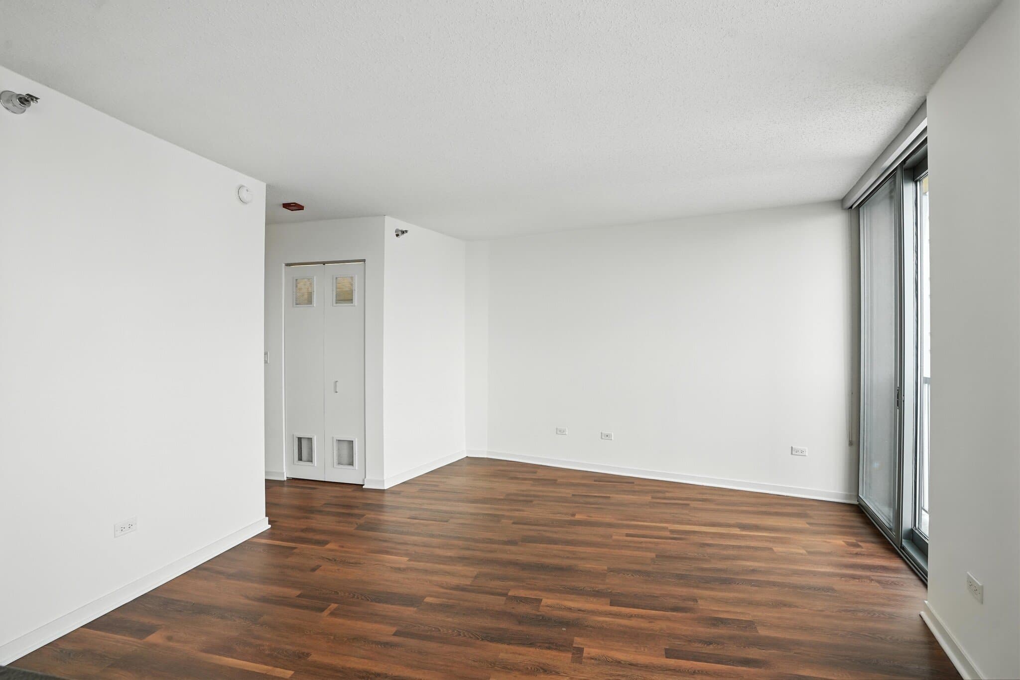 Chicago Condo: 409 West Ohio Street