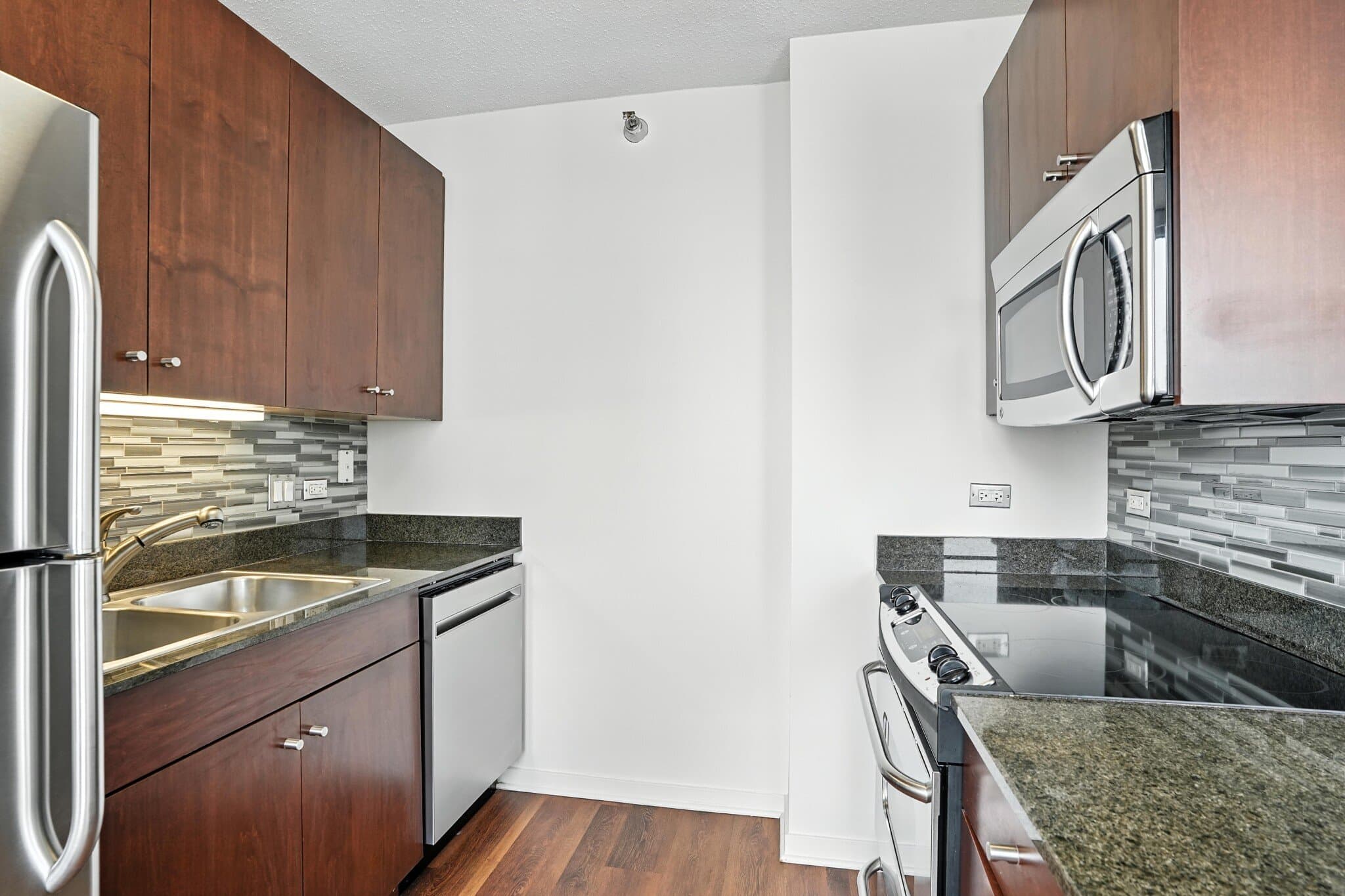 Chicago Condo: 409 West Ohio Street