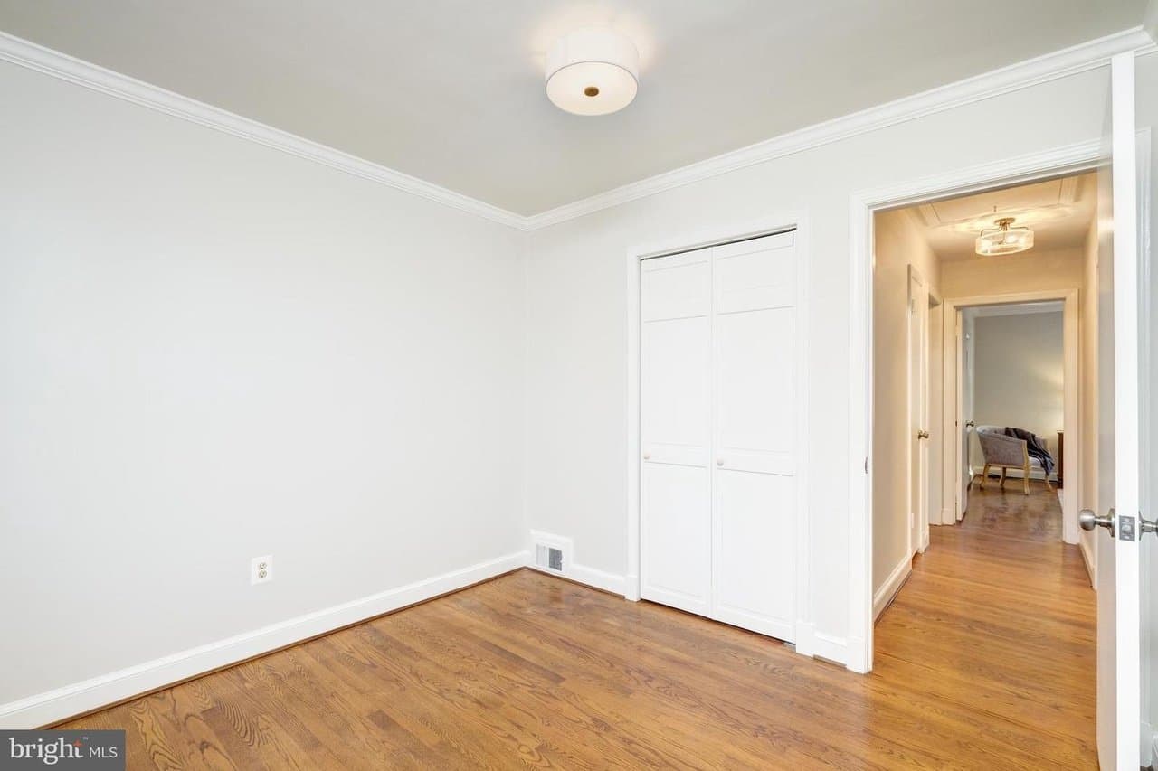 Falls Church House: 2911 Linden Ln, Falls Church, VA 22042