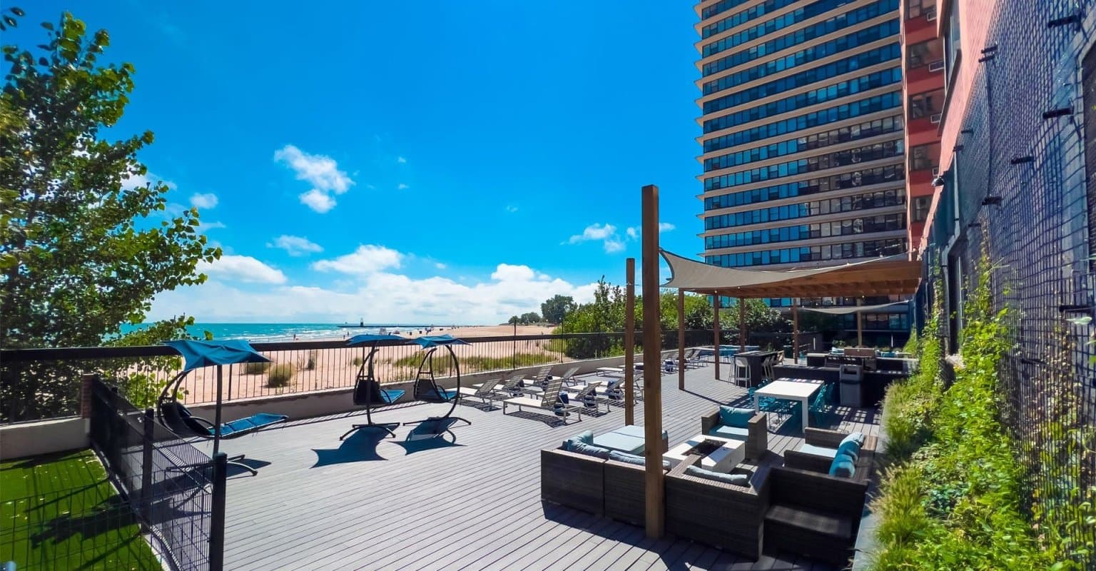 Chicago Condo: 5819 North Sheridan Road